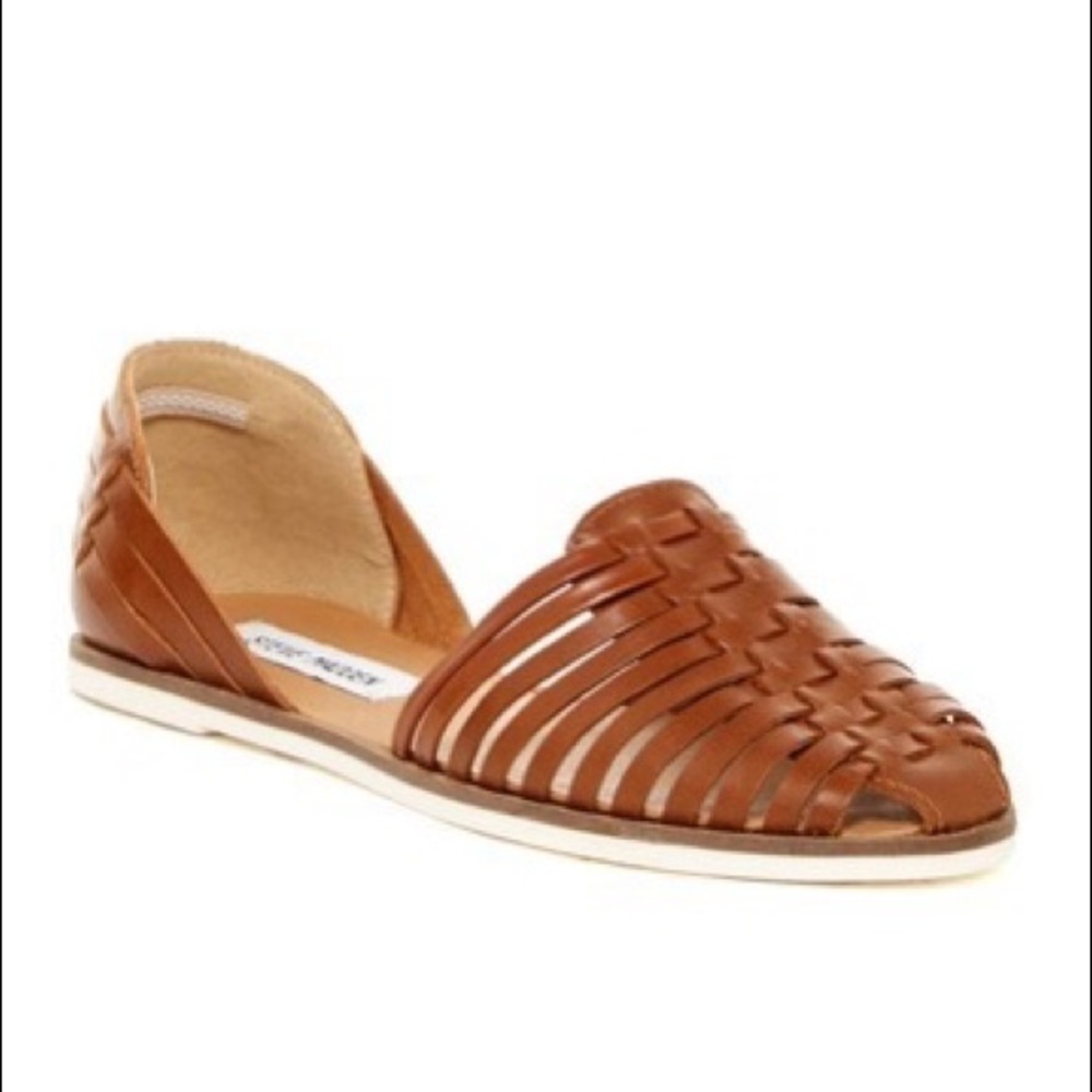 Steve Madden “Hillarie” huarache leather sandal